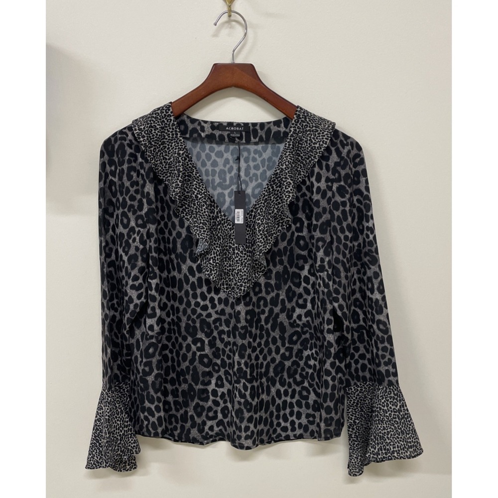 Acrobat Blouse Cheetah Print Ruffled Women's Large NWT‎